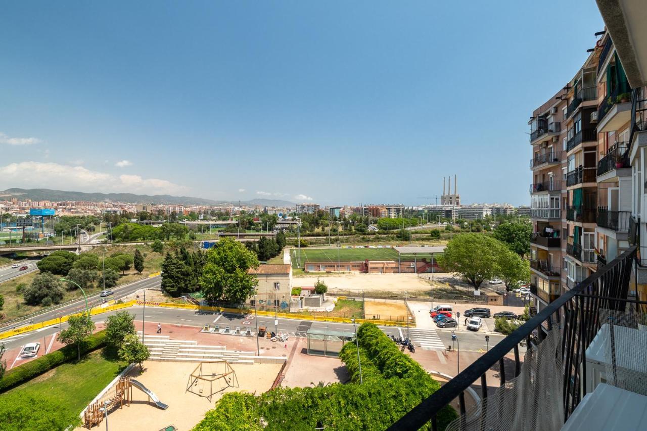 Lovely Apartment Barca 2 Sant Adria de Besos Bagian luar foto