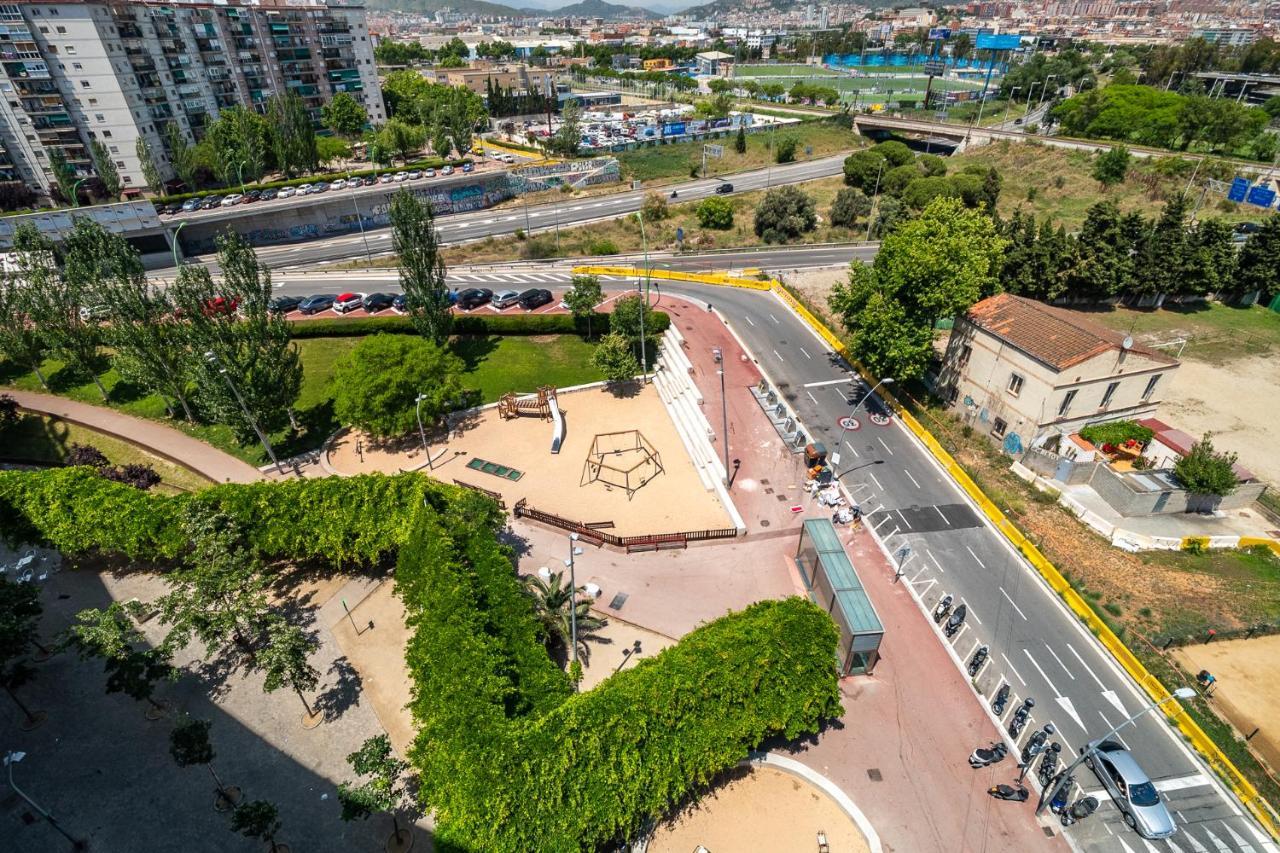 Lovely Apartment Barca 2 Sant Adria de Besos Bagian luar foto